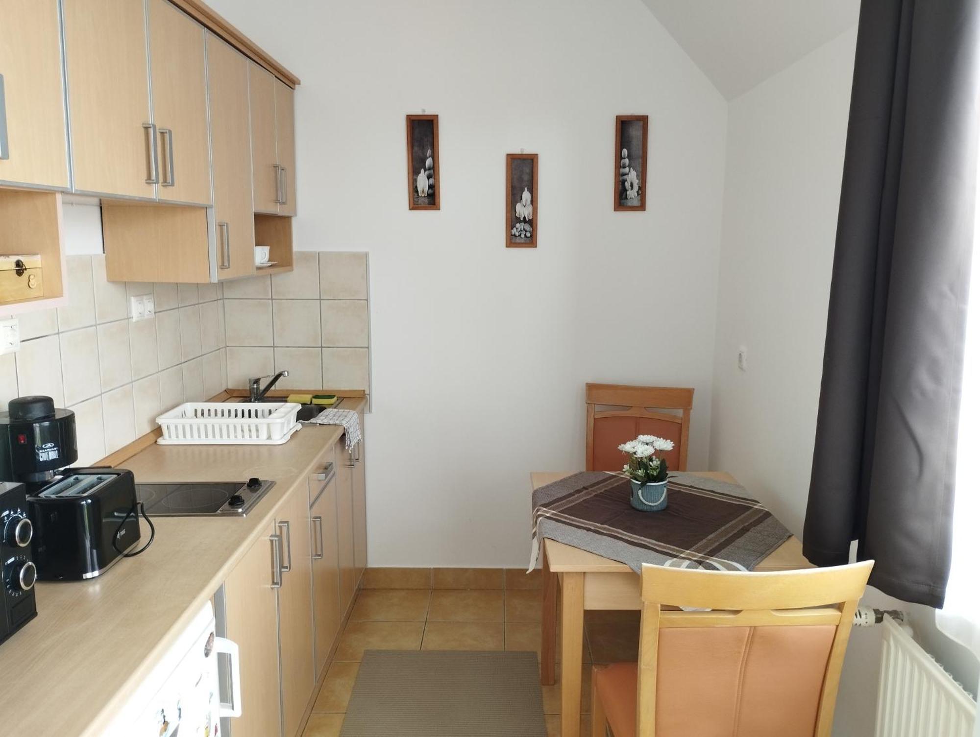 Nyugalom Apartman ザラカロシュ エクステリア 写真
